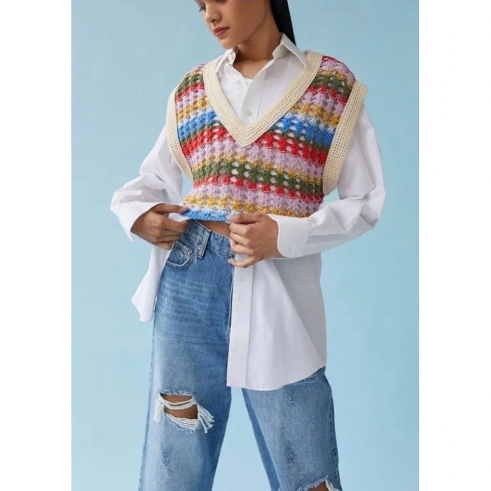 BDG Urban Outfitters Crochet Sweater Vest Multicolor Strip Cropped Womens  Small